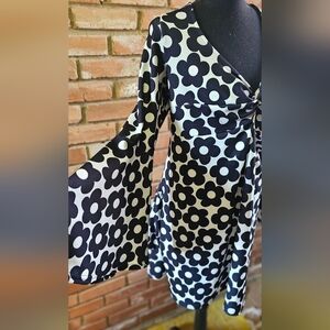 Floral Long Sleeve Dress - Black and White